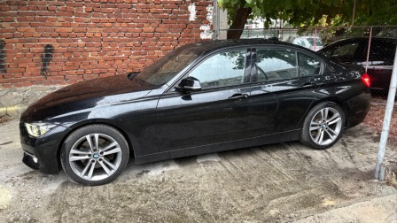 BMW 330