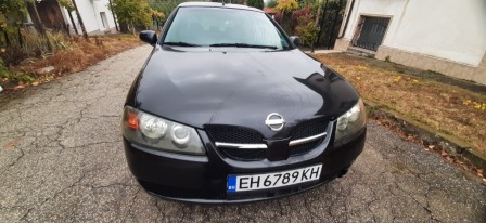 Nissan Almera