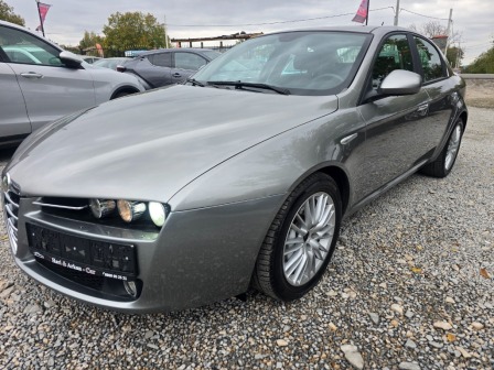 Alfa Romeo 159