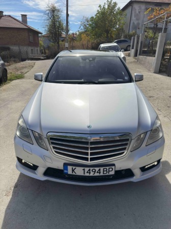 Mercedes-Benz E