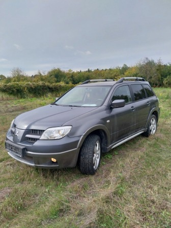 Mitsubishi Outlander 2.4 4x4 газ