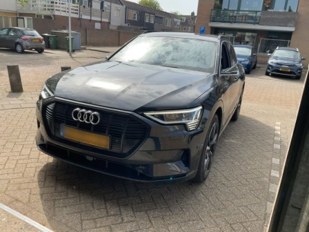 Audi E-tron 55