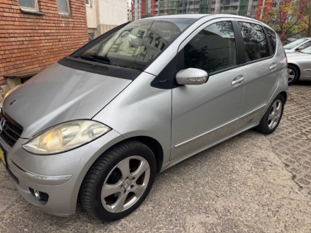 Mercedes-Benz A