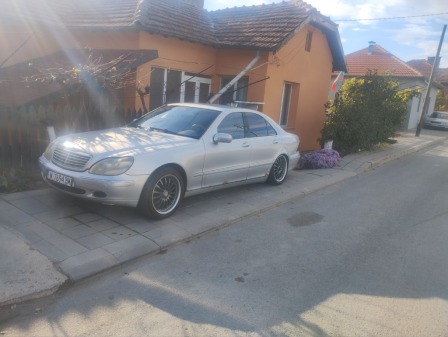 Mercedes-Benz S
