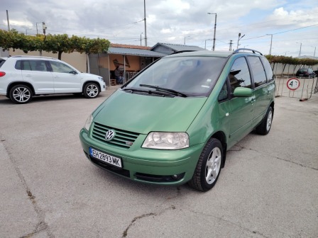 VW Sharan