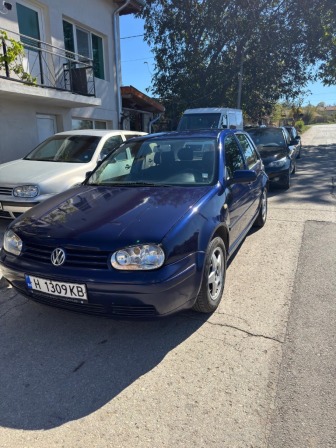 VW Golf