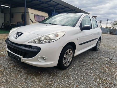 Peugeot 206 Plus 1.1i TRENDY