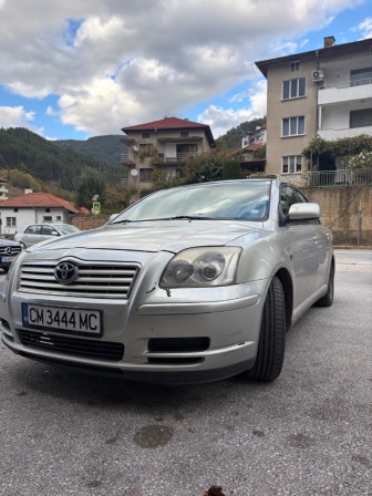 Toyota Avensis 1.6 двигател