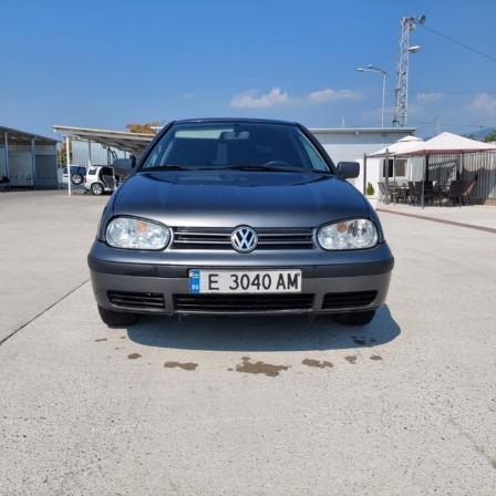 VW Golf 1.8I