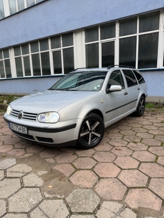 VW Golf