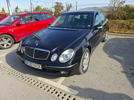 Mercedes-Benz E