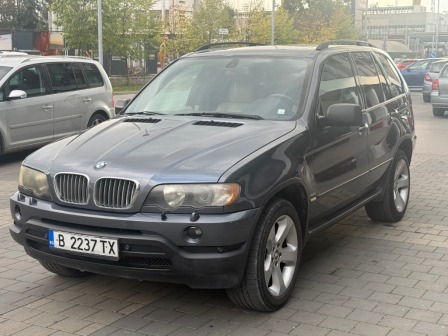 BMW X5 4.4i