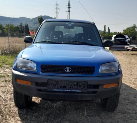 Toyota RAV 4 2,0 бензин