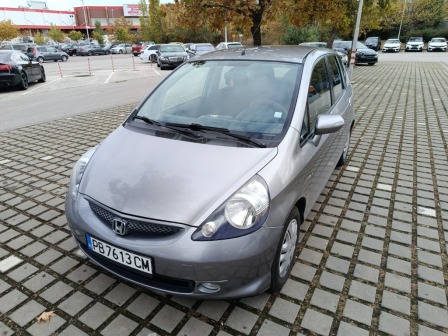 Honda Jazz 1400 бензин