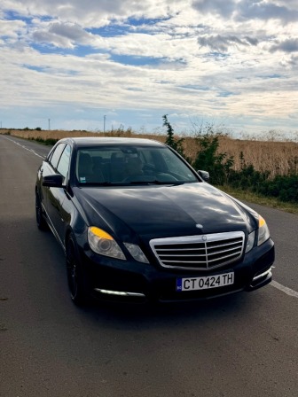 Mercedes-Benz E