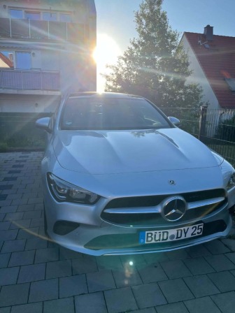 Mercedes-Benz CLA 220