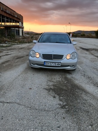 Mercedes-Benz C 220 220cdi