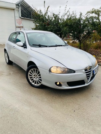 Alfa Romeo 147