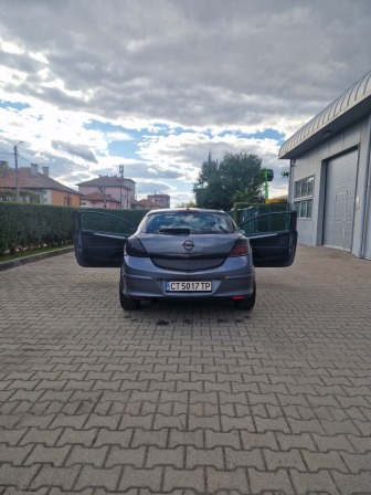 Opel Astra 1.9cdti GTC