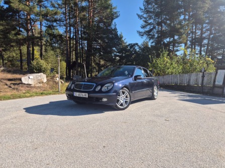 Mercedes-Benz E 240 Avantgarde