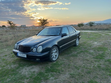 Mercedes-Benz E 320 W210-3.2D