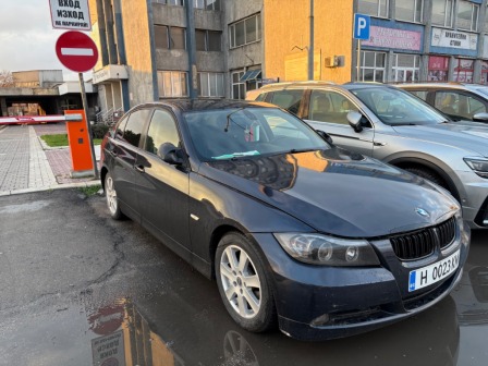 BMW 320