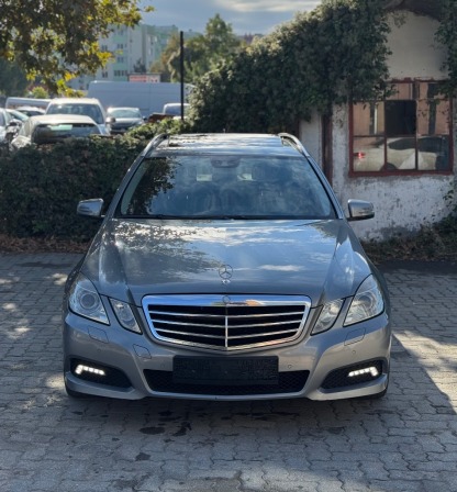 Mercedes-Benz E