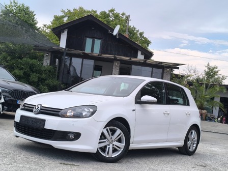 VW Golf 1.6tdi R-LINE