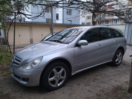Mercedes-Benz R 320
