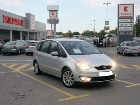 Ford Galaxy 2.3i