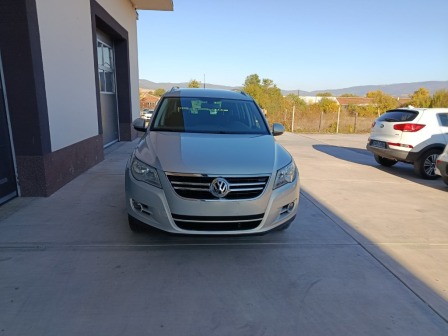 VW Tiguan 2.0TDI 4х4 140к