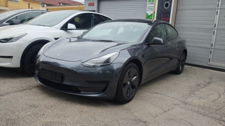 Tesla Model 3 Standard Range