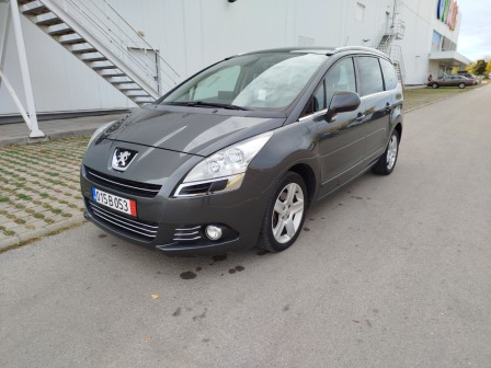 Peugeot 5008 1.6-NAVI-DVD