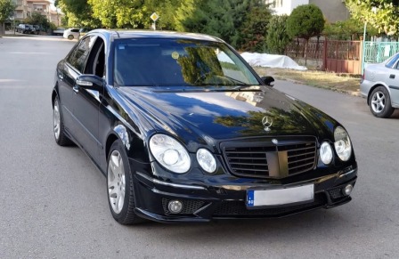 Mercedes-Benz E 350 W211