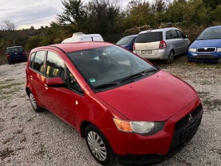 Mitsubishi Colt 1.3 КЛИМАТИК