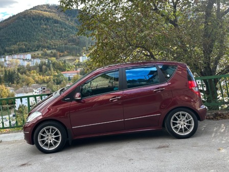 Mercedes-Benz A
