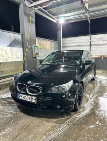 BMW 525