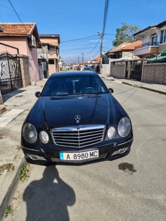 Mercedes-Benz E 280