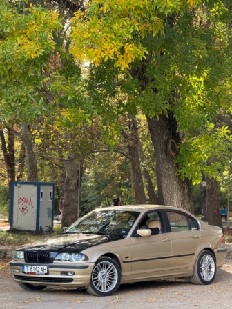 BMW 323 2.3i