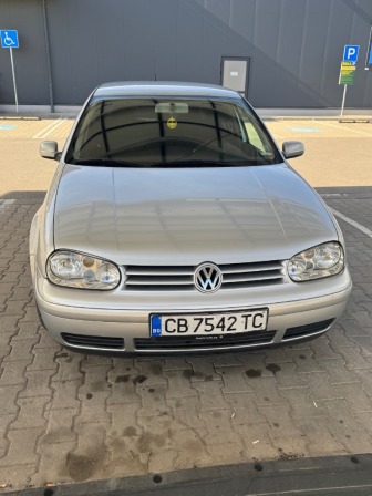 VW Golf 2.3