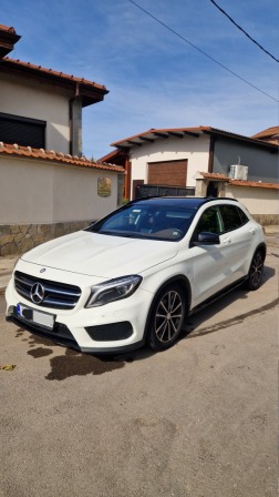 Mercedes-Benz GLA 220d AMG 4MATIC