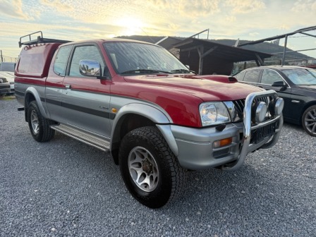 Mitsubishi L200