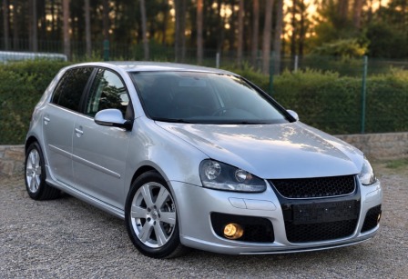 VW Golf