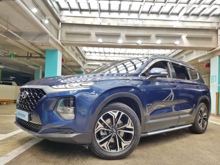 Hyundai Santa