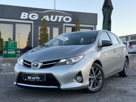 Toyota Auris *1.4 D4D-90*