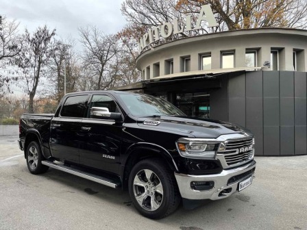 Dodge RAM Laramie 5.7L V8 HEMI