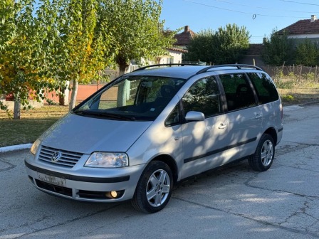 VW Sharan