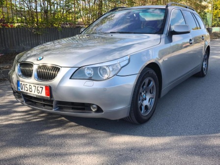 BMW 525