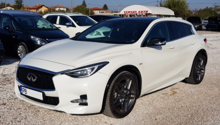 Infiniti Q30 S AWD