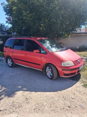 VW Sharan